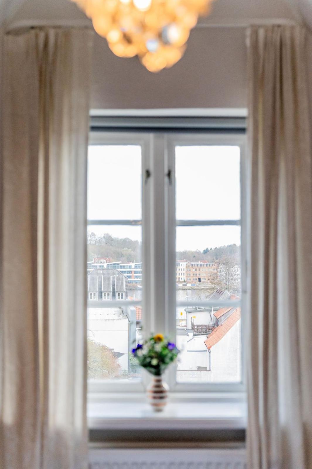 Hafenblick Ferienwohnung In Der Altstadt Mit Parkplatz Flensburg Kültér fotó